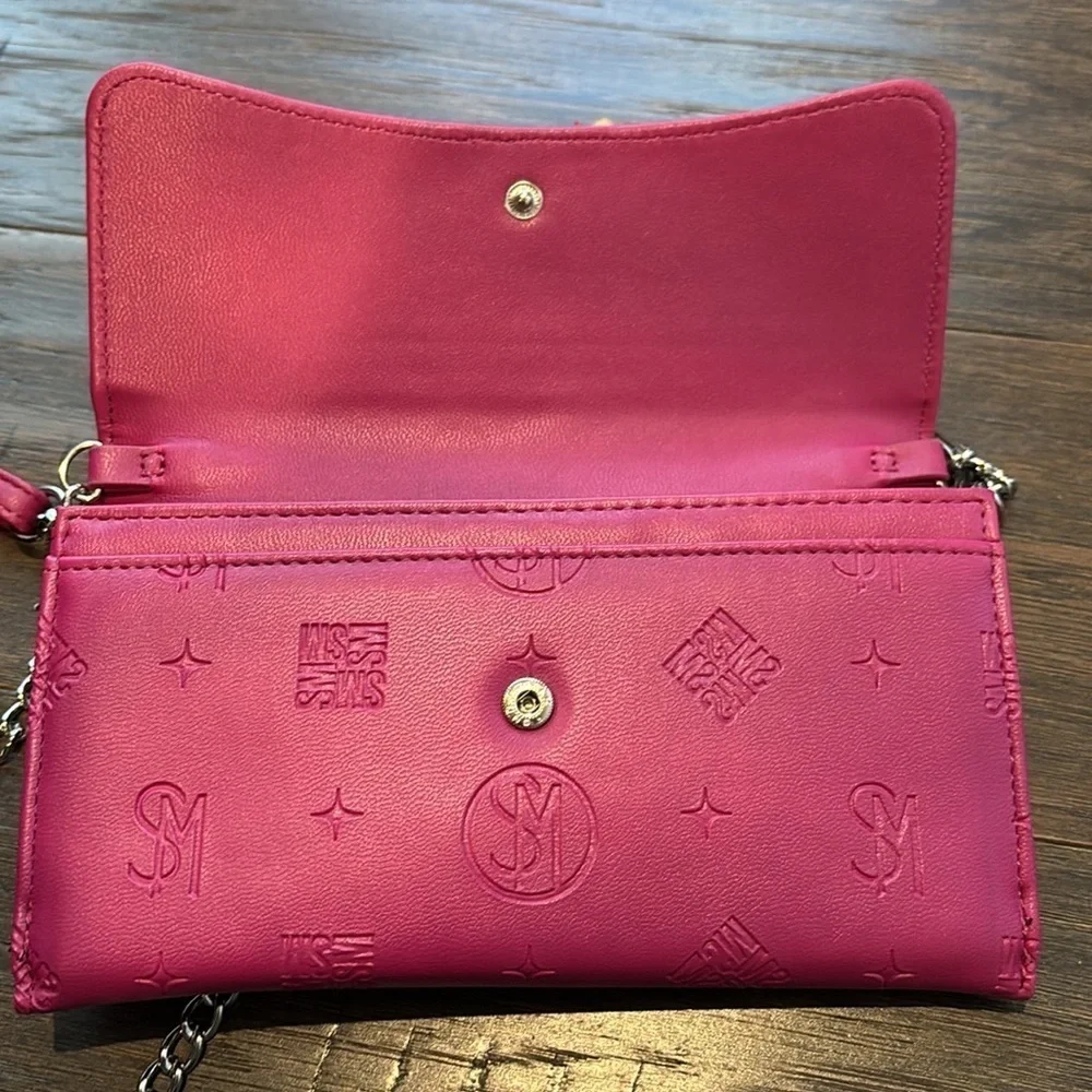 Steve Madden Crossbody/wristlet wallet,snap top,12 card/ID/bill/change removable